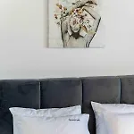 Grouzi Loft Apartament