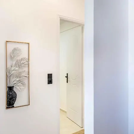 Grouzi Loft Apartmán *