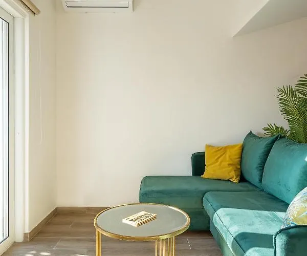 公寓 Grouzi Loft