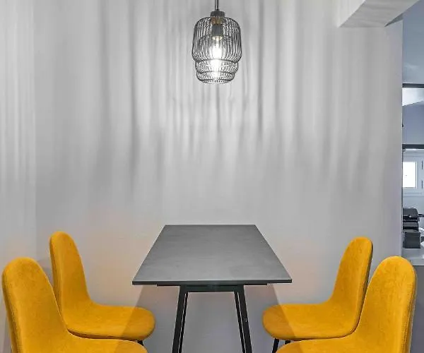 Grouzi Loft *