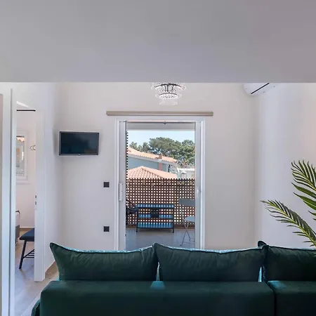 Grouzi Loft Skala (Kefalonia)