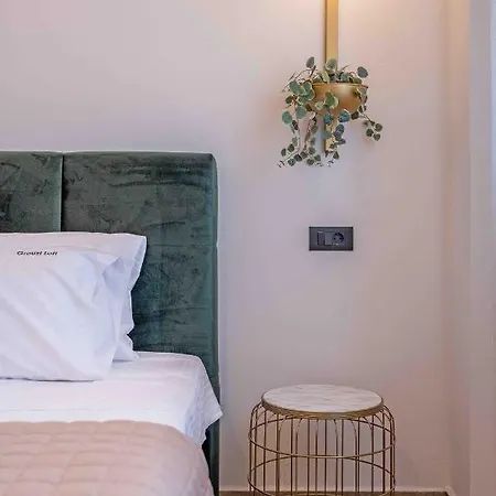 Grouzi Loft *
